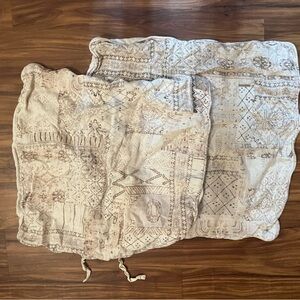 Beautiful linens pillowcases, 25inch X 25inch square sham